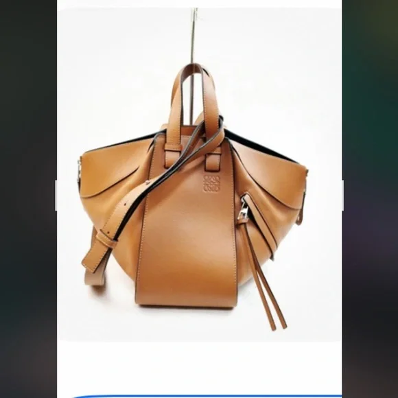 Loewe Hammock Bag - Picture 2 of 10